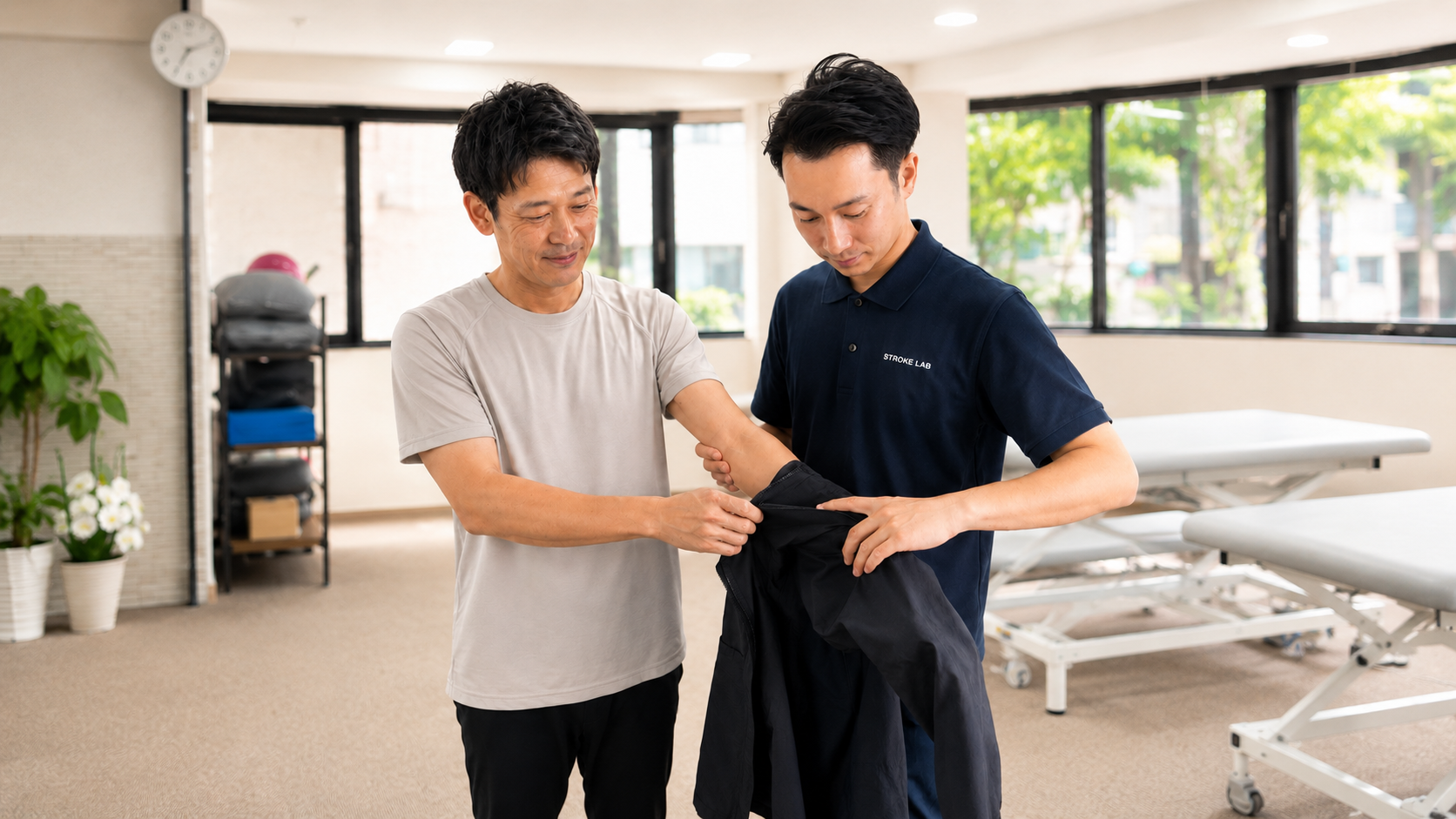 STROKE LAB 大阪店 セラピーの様子