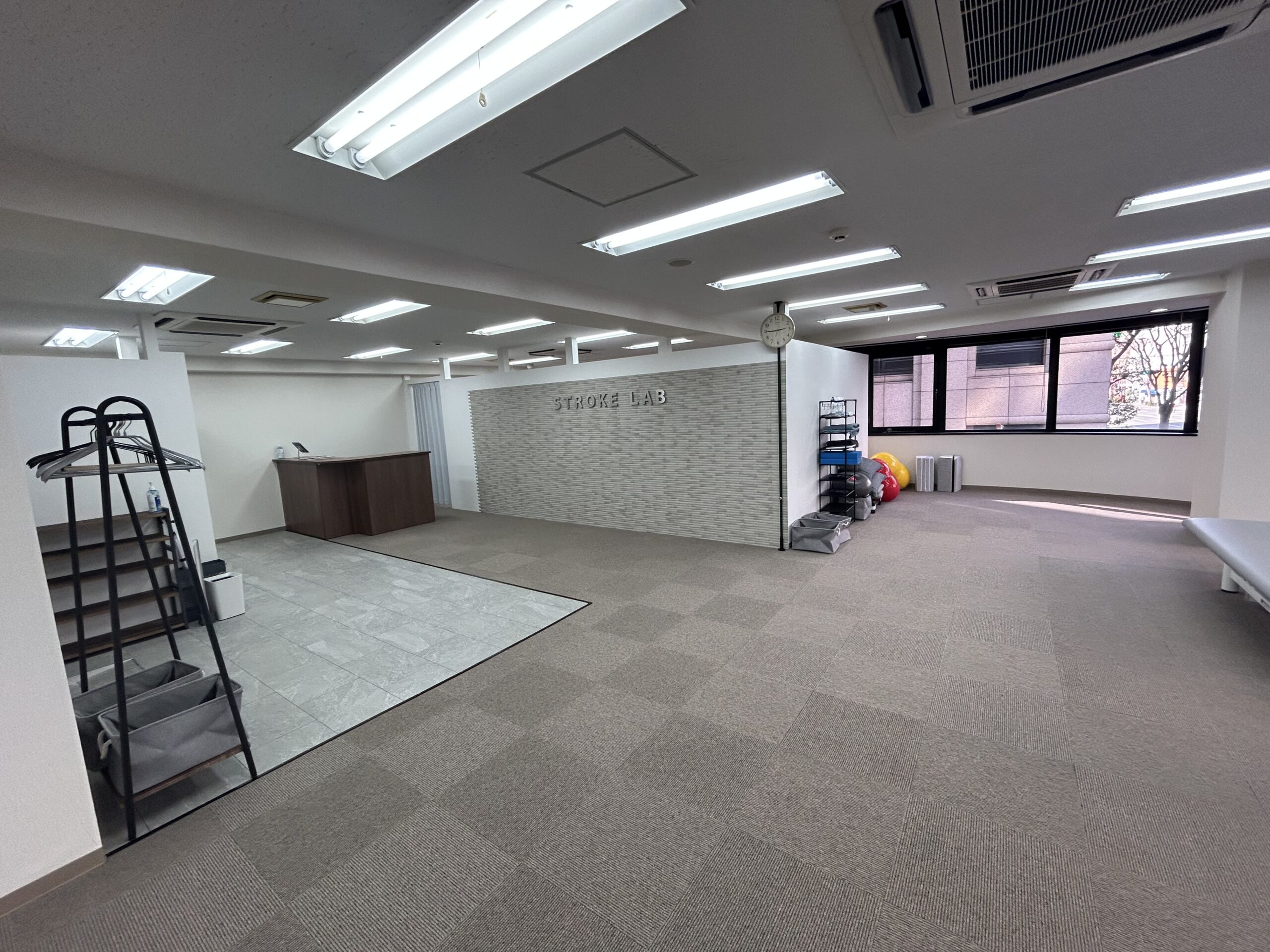 大阪店内2