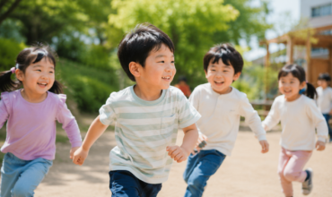 外で走る様子
