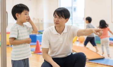 療法士と子ども