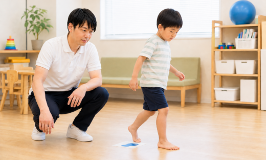 後ろ歩き